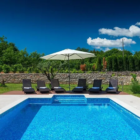 Lucia Holiday home *
